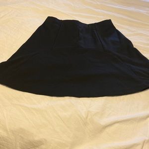 Ladies skirt. Size small